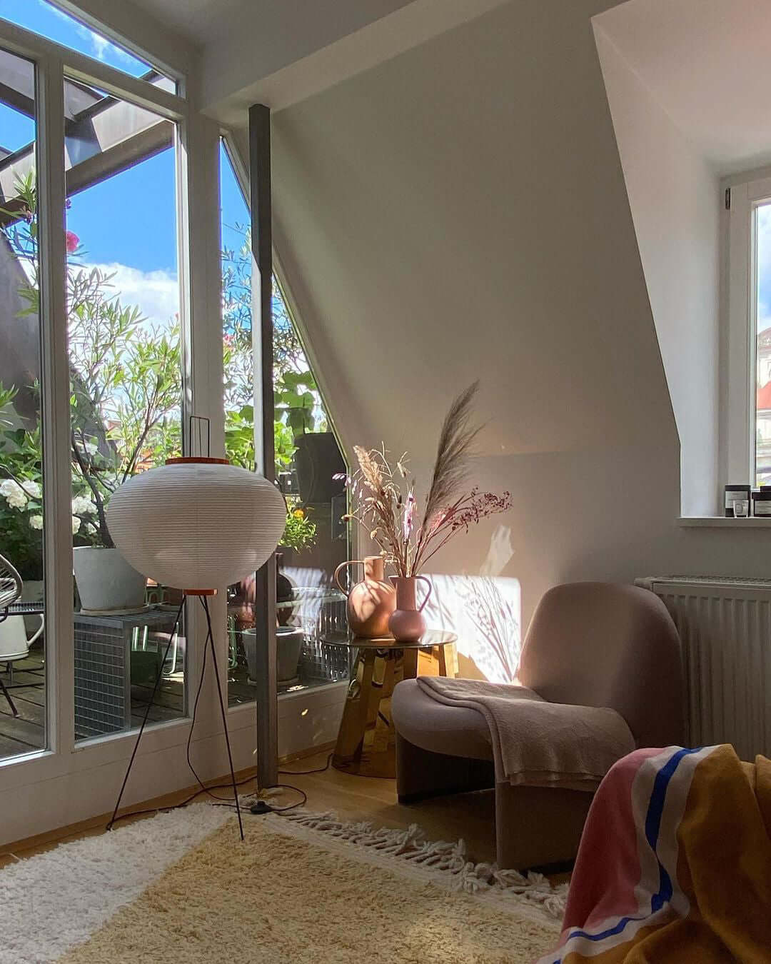 Rijstpapieren vloerlamp Jeecey
